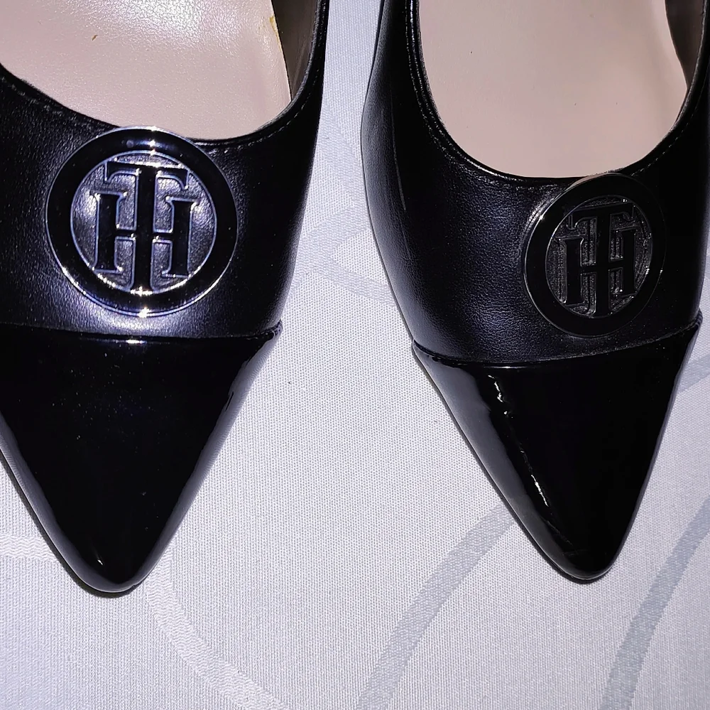 Tommy Hilfiger Women's Black Pumps with silver heel trim Size 6.5 - Picture 13 of 16